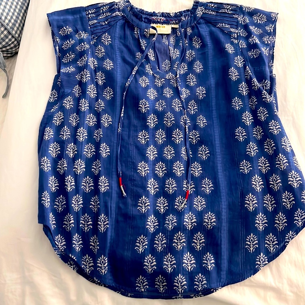 Anthropolgie top, size Small